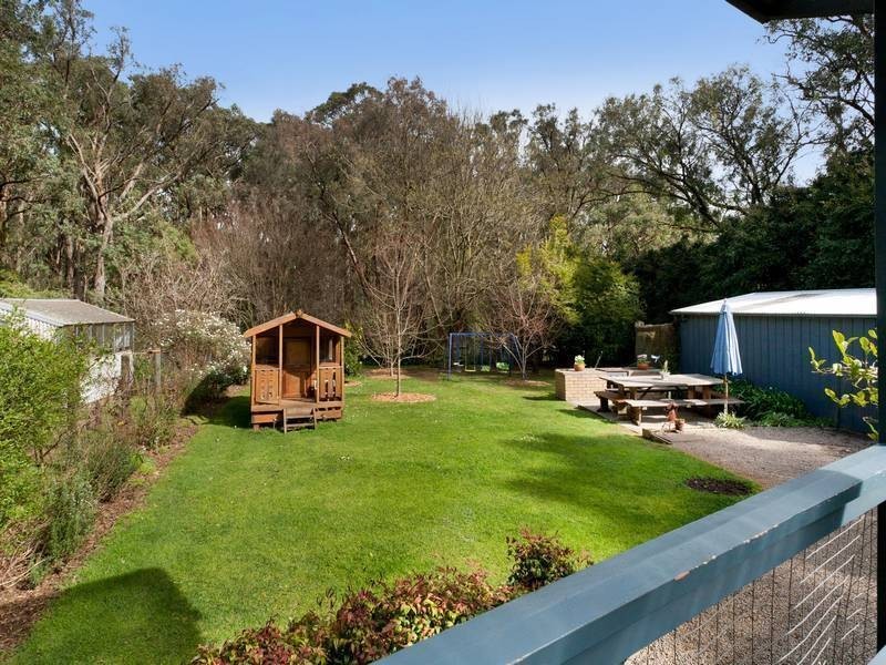 15  Mechanics Road, Red Hill VIC 3937