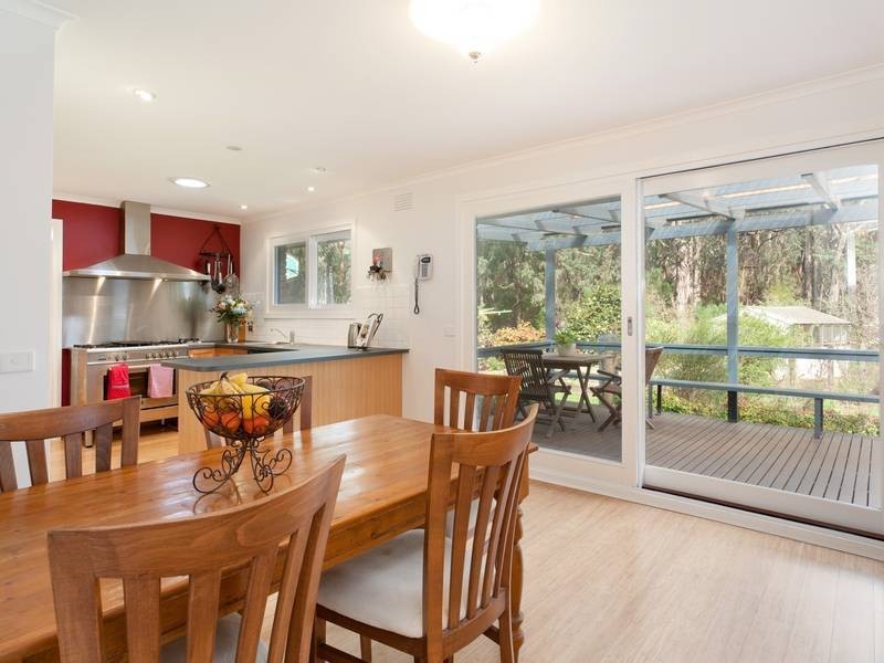 15  Mechanics Road, Red Hill VIC 3937