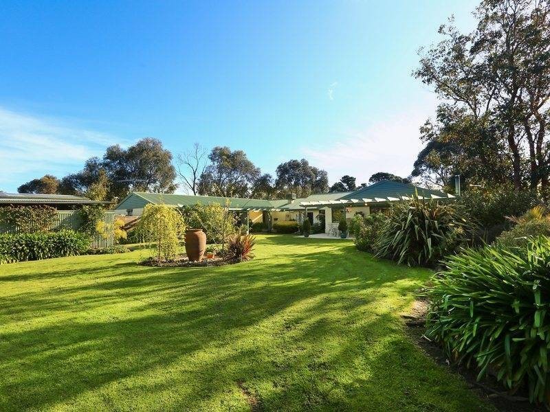 1246 Stumpy Gully Rd, Moorooduc VIC 3933
