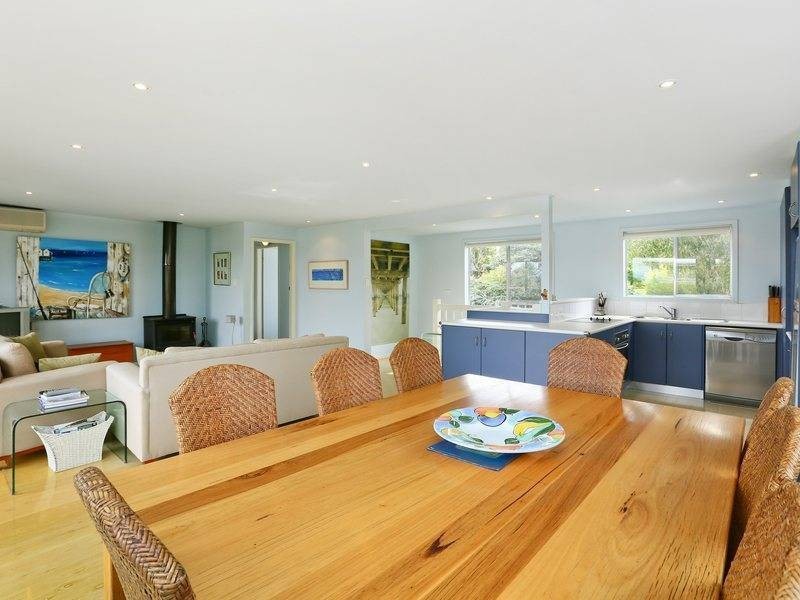 33 Young St, Flinders VIC 3929