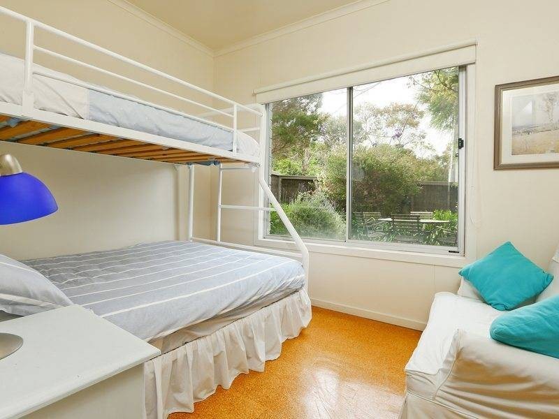 33 Young St, Flinders VIC 3929