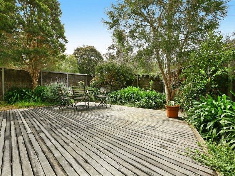 33 Young St, Flinders VIC 3929