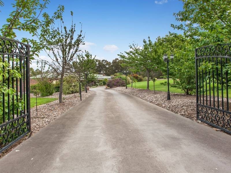 12 Janeallan Crt, Tyabb VIC 3913