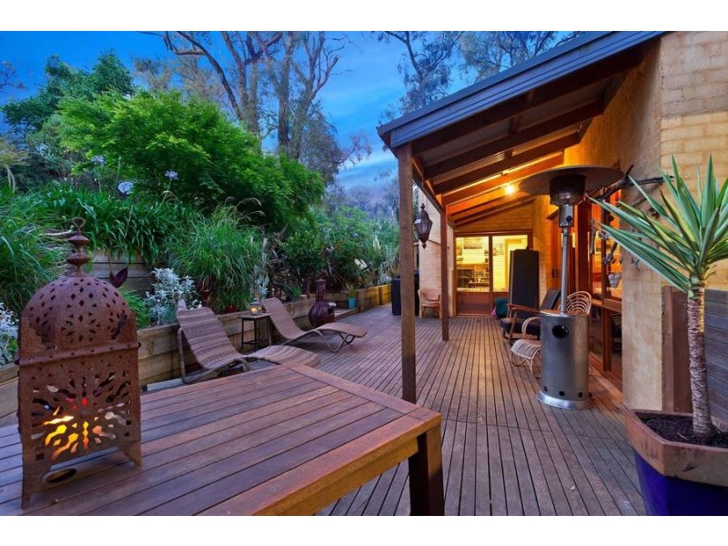 28 Beauford Rd, Red Hill VIC 3937