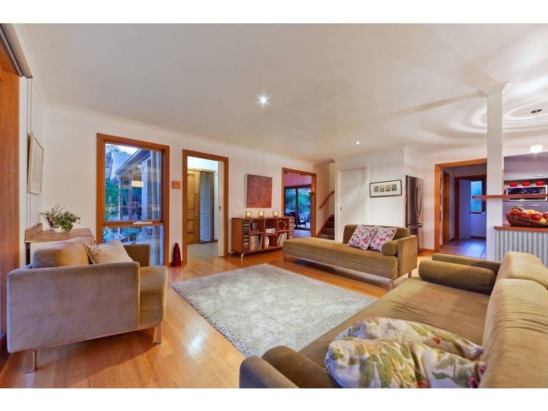 28 Beauford Rd, Red Hill VIC 3937