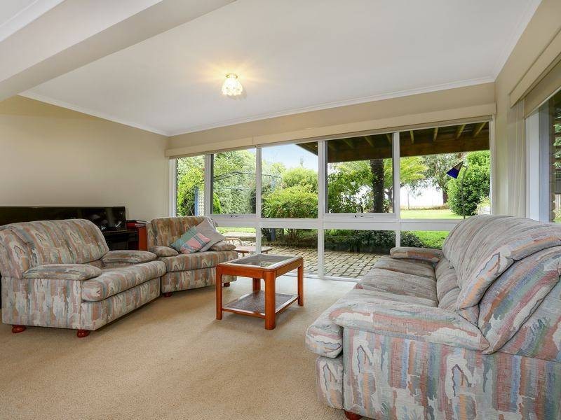 39 Tower Hill Road, Somers VIC 3927