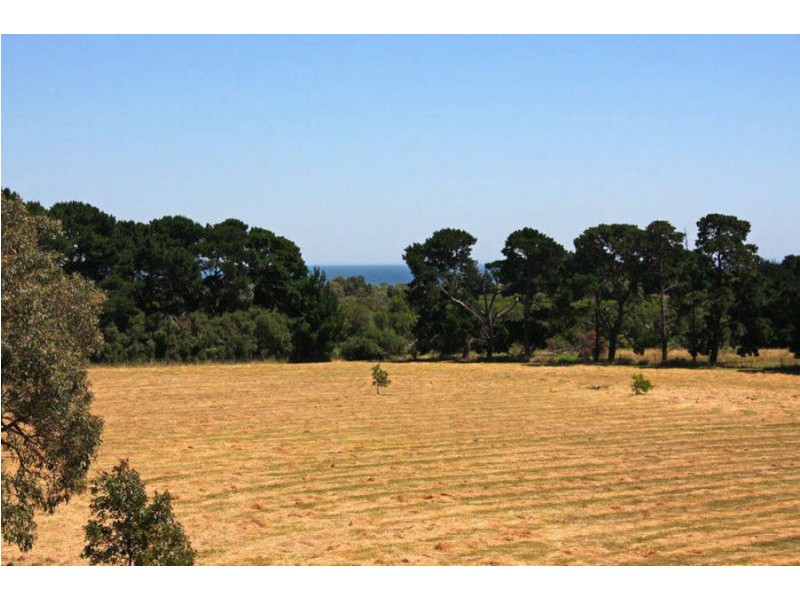 8 Boundary Road, Dromana VIC 3936