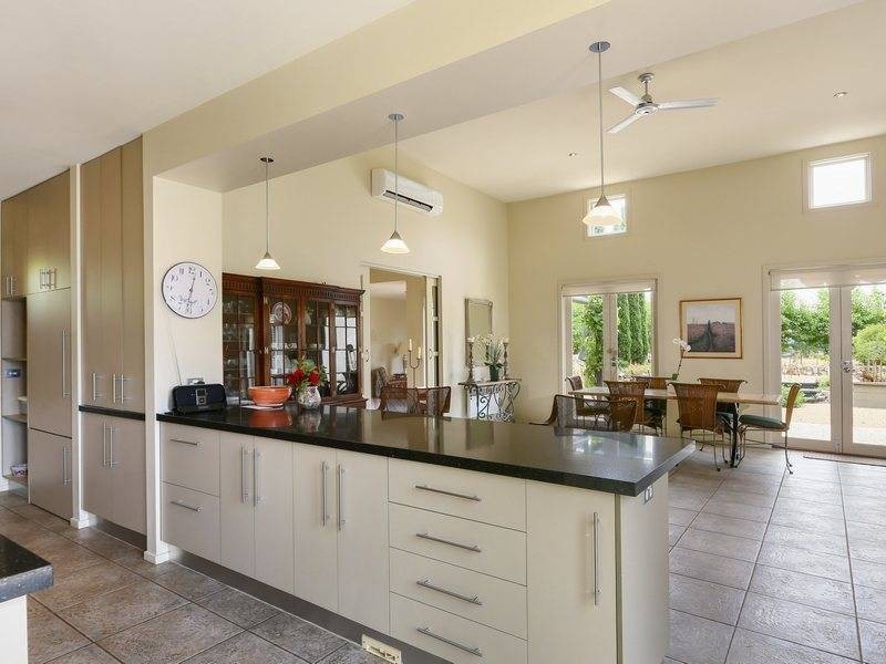 3 Tonkins Road, Merricks VIC 3916