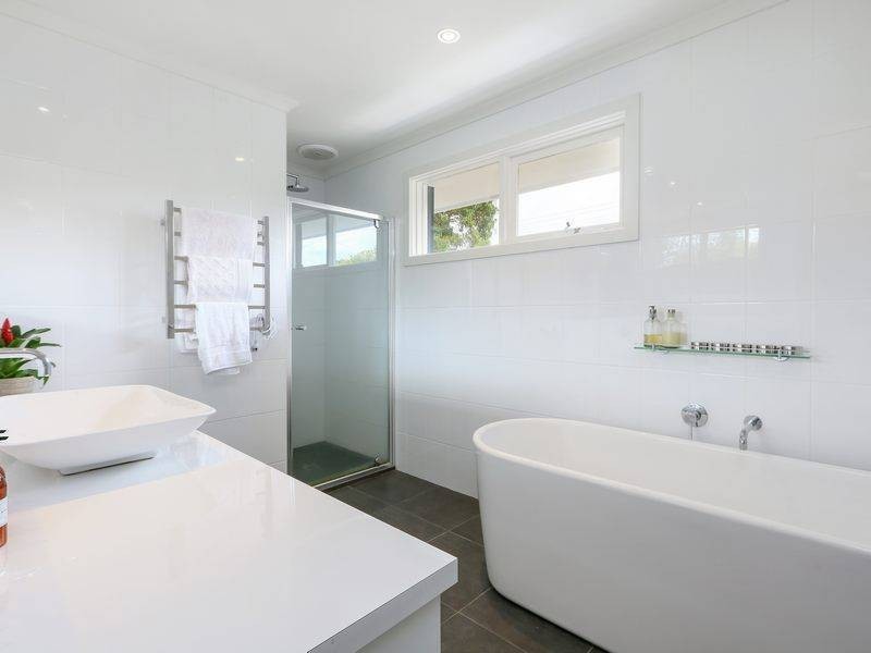 44 Tower Hill Rd, Somers VIC 3927