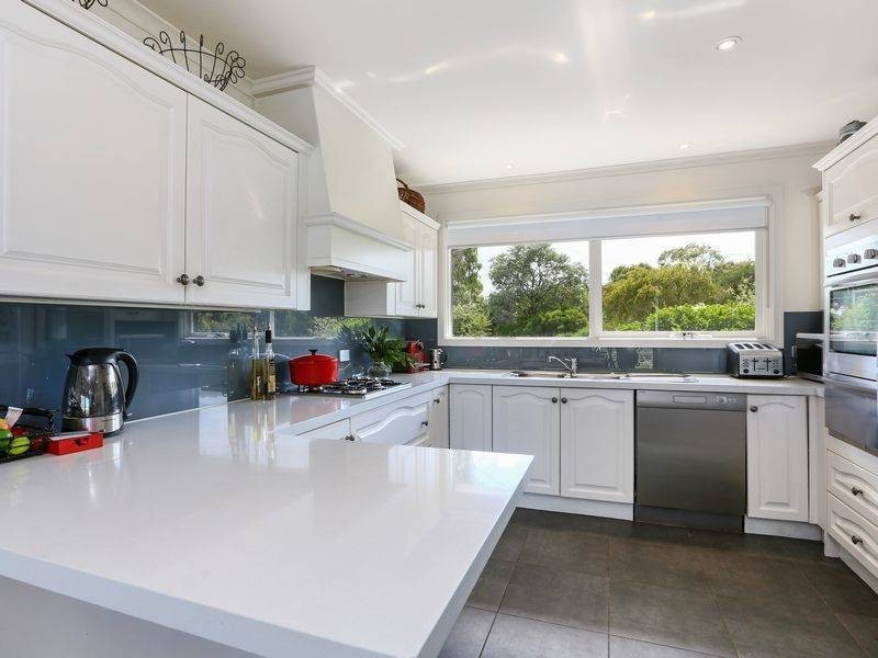44 Tower Hill Rd, Somers VIC 3927
