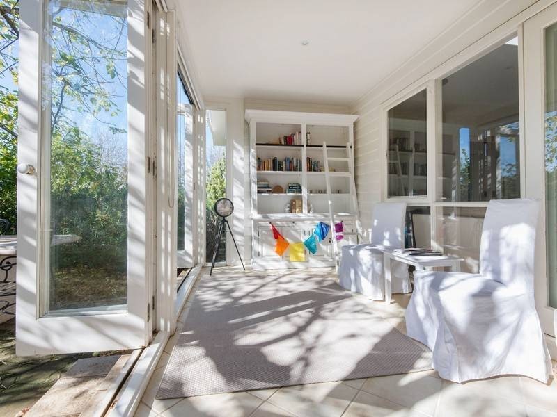 21 Paringa Road, Red Hill VIC 3937