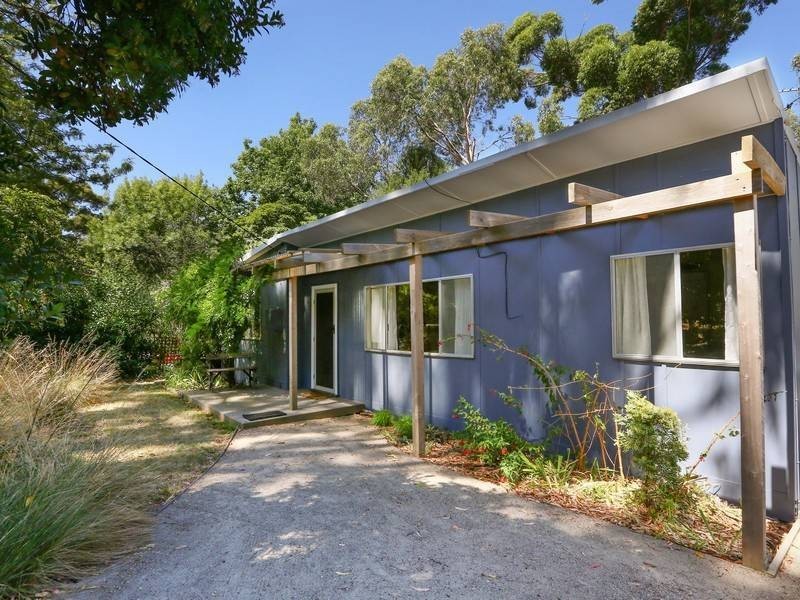 18 Steen Ave, Shoreham VIC 3916