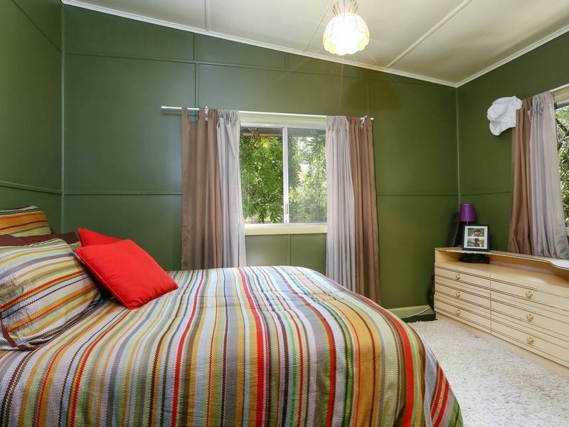 18 Steen Ave, Shoreham VIC 3916