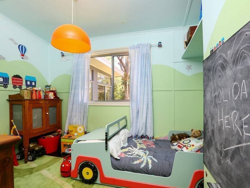 18 Steen Ave, Shoreham VIC 3916