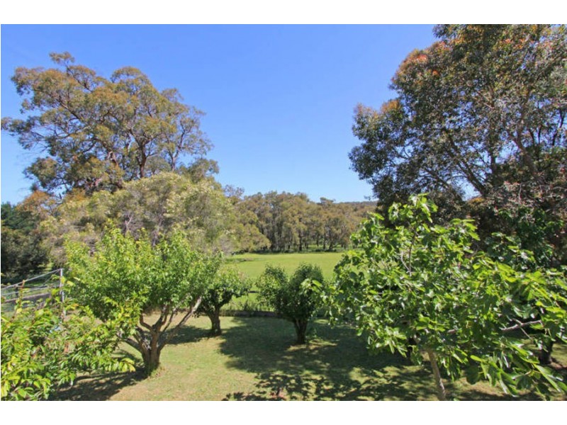 150 Point Leo Road, Red Hill VIC 3937