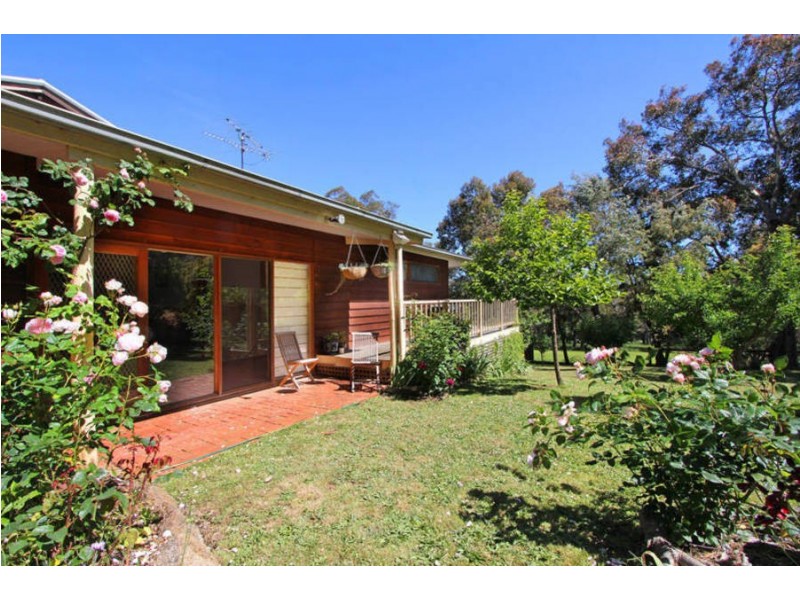 150 Point Leo Road, Red Hill VIC 3937