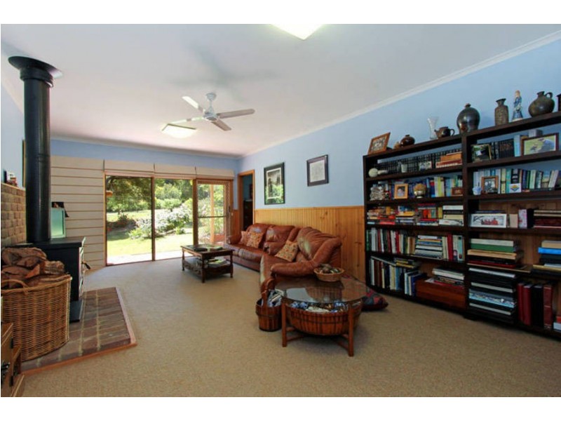 150 Point Leo Road, Red Hill VIC 3937