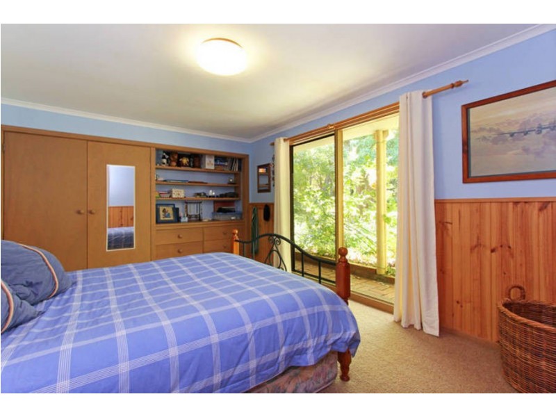 150 Point Leo Road, Red Hill VIC 3937