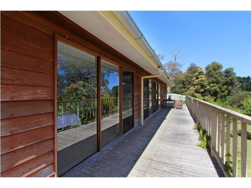 150 Point Leo Road, Red Hill VIC 3937