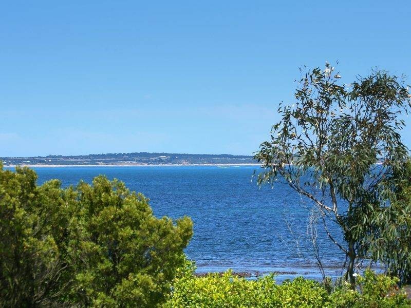 2 Mentor Road, Balnarring Beach VIC 3926