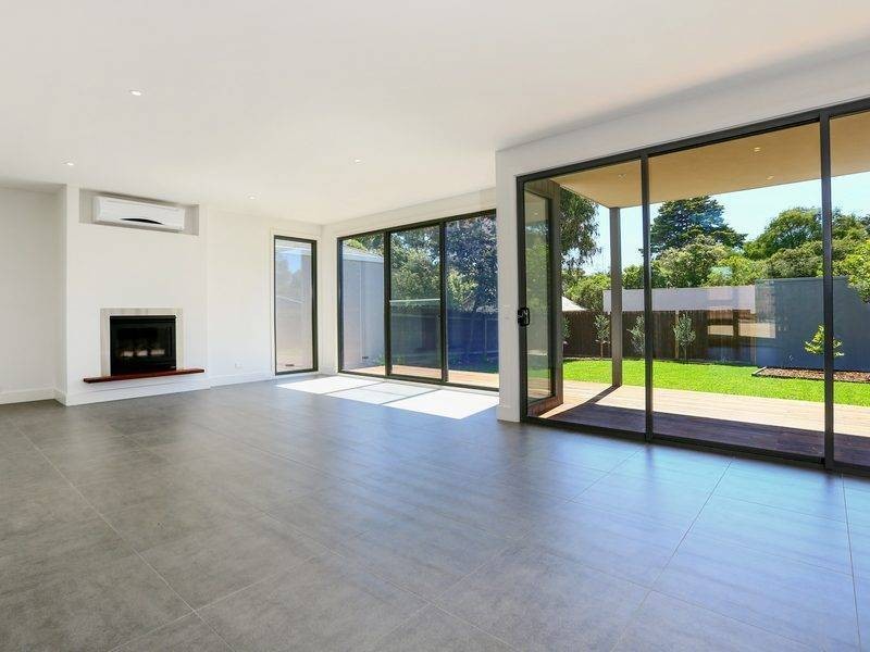 2 Mentor Road, Balnarring Beach VIC 3926