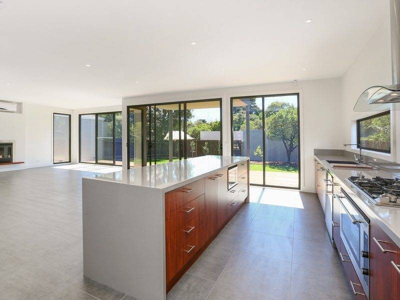 2 Mentor Road, Balnarring Beach VIC 3926