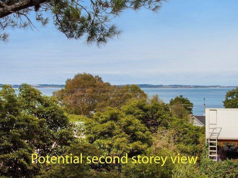 6 Evans St, Somers VIC 3927