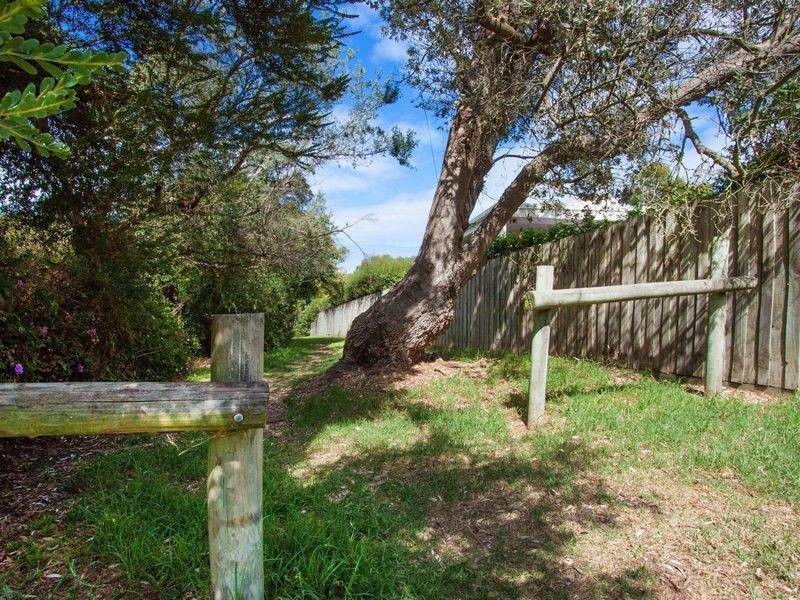 6 Evans St, Somers VIC 3927