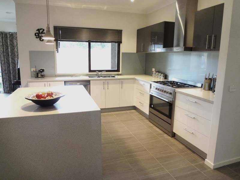 10 Brooksby Square, Balnarring VIC 3926