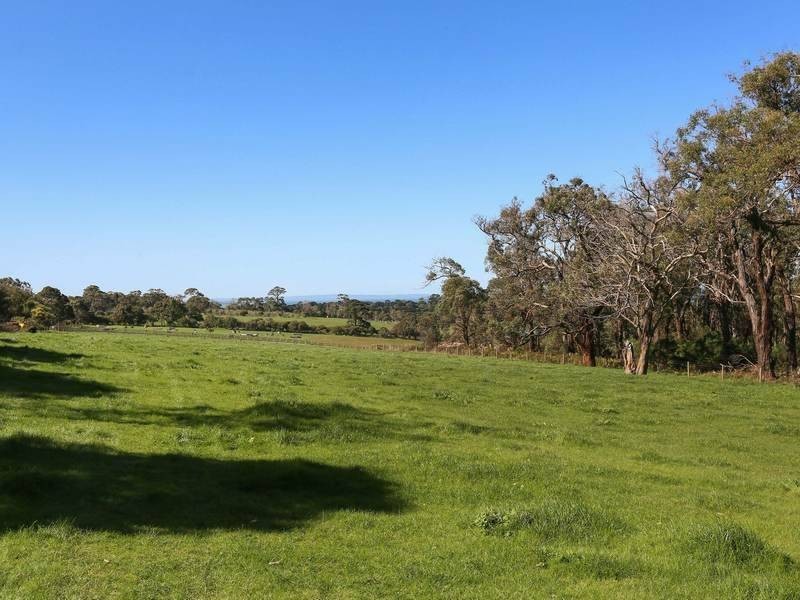 81 Thompsons Lane, Merricks VIC 3916