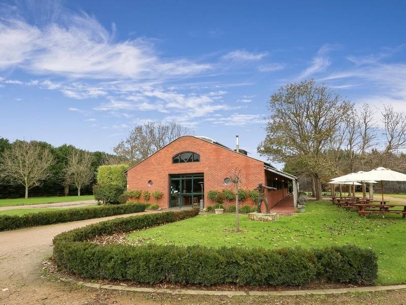 64 Tubbarubba Rd, Merricks North VIC 3926