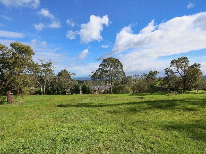 740 White Hill Road, Red Hill VIC 3937