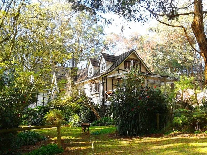 11 Perry Lane, Red Hill VIC 3937