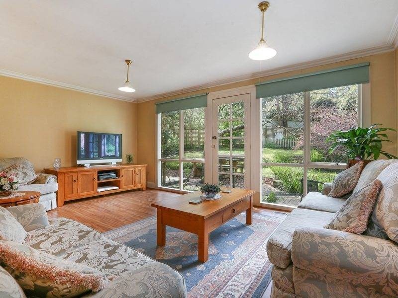 11 Perry Lane, Red Hill VIC 3937