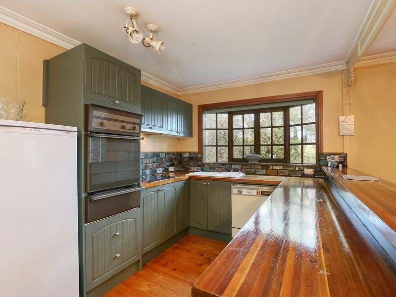 11 Perry Lane, Red Hill VIC 3937