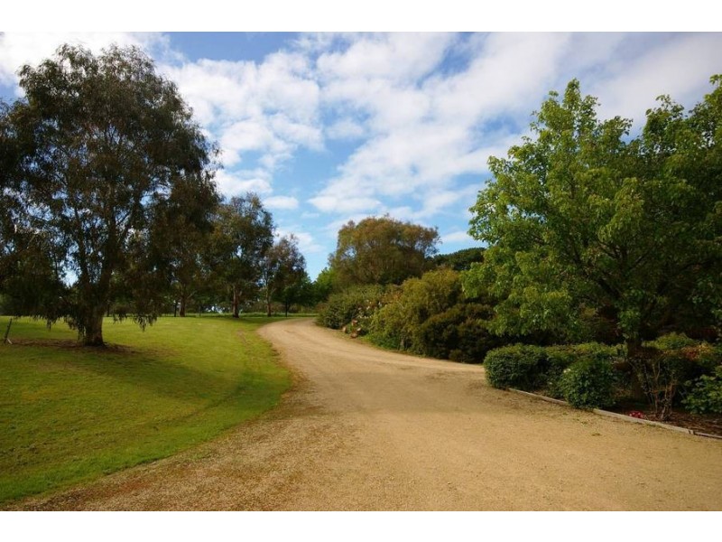 148 Meakins Road, Flinders VIC 3929