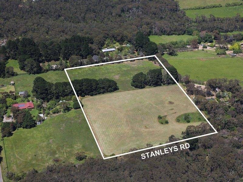 85 Stanleys Rd, Red Hill VIC 3937