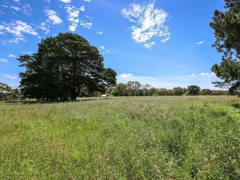 85 Stanleys Rd, Red Hill VIC 3937