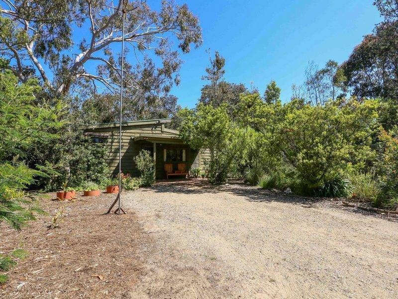 2 Barretts Road, Balnarring Beach VIC 3926