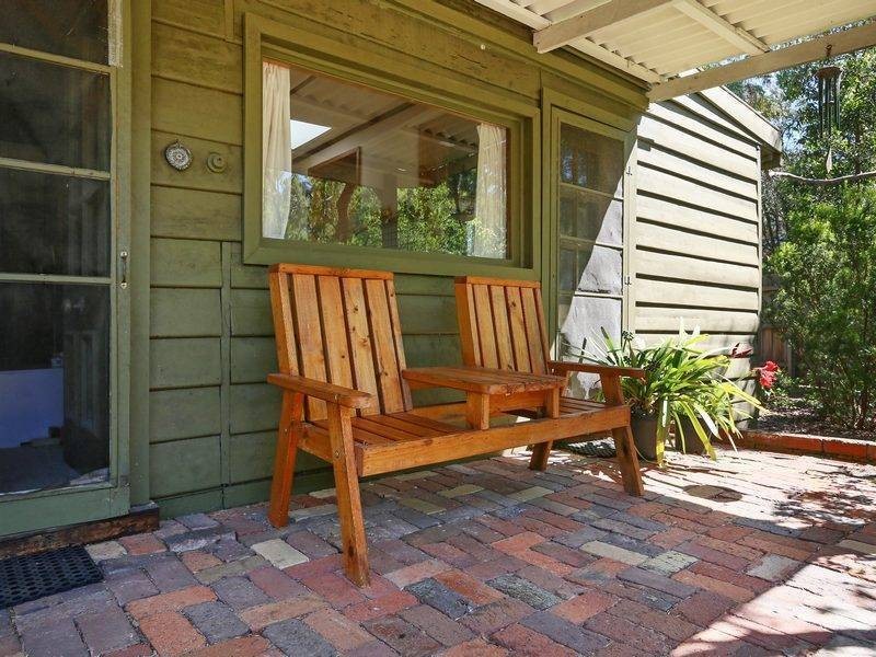 2 Barretts Road, Balnarring Beach VIC 3926