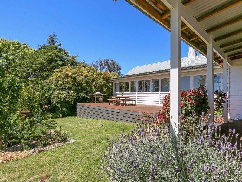 710 White Hill Rd, Red Hill VIC 3937