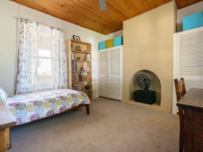 710 White Hill Rd, Red Hill VIC 3937