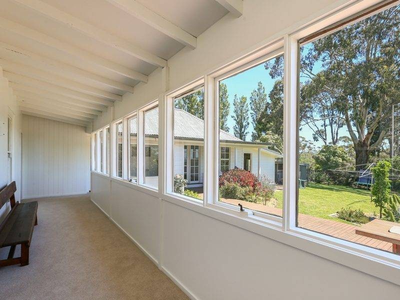 710 White Hill Rd, Red Hill VIC 3937