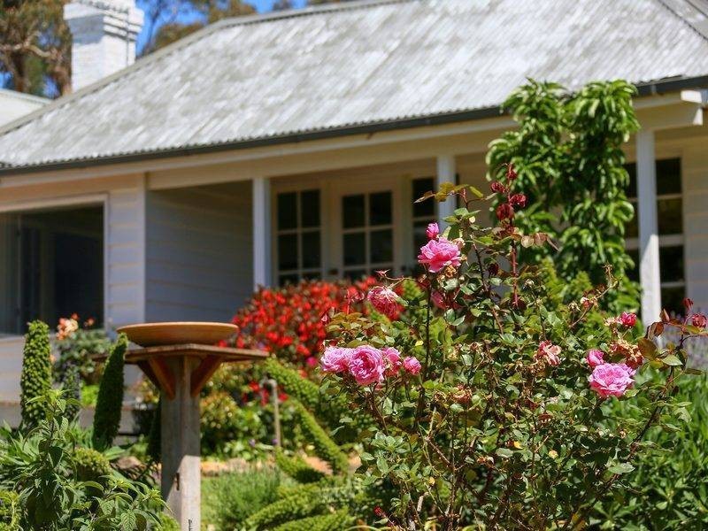 710 White Hill Rd, Red Hill VIC 3937