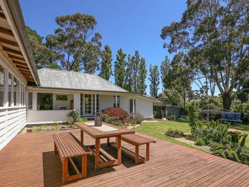 710 White Hill Rd, Red Hill VIC 3937