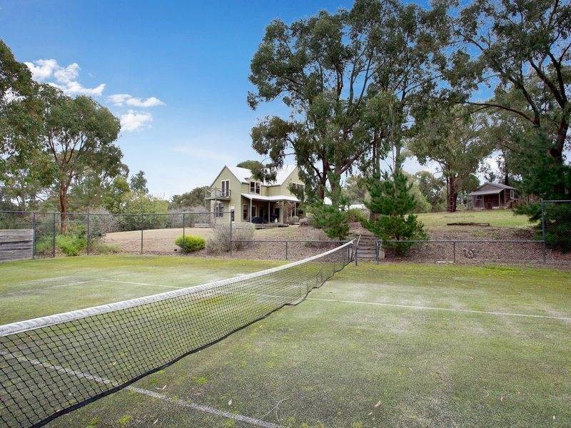 92 Stanleys Road, Red Hill VIC 3937