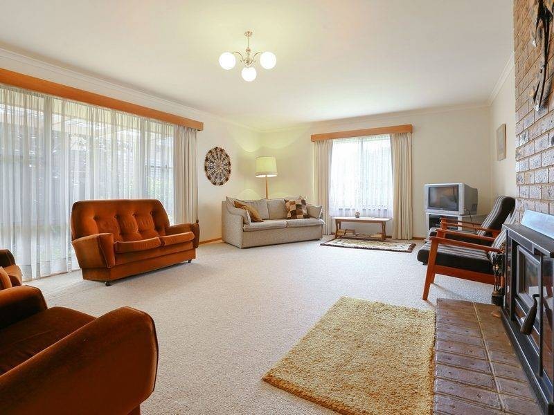 10 Beverley Hill Rd, Somers VIC 3927