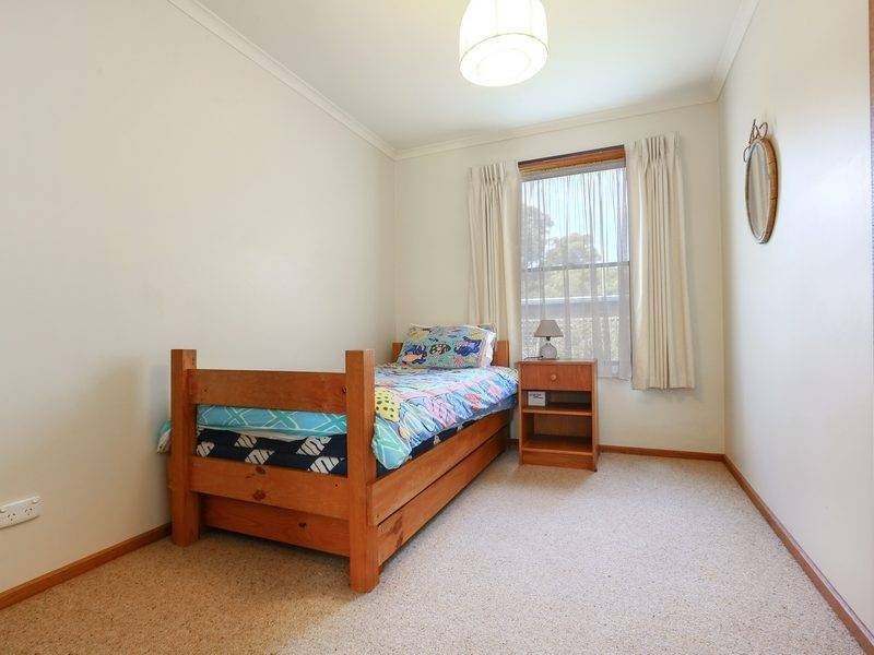 10 Beverley Hill Rd, Somers VIC 3927