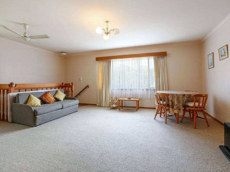 10 Beverley Hill Rd, Somers VIC 3927