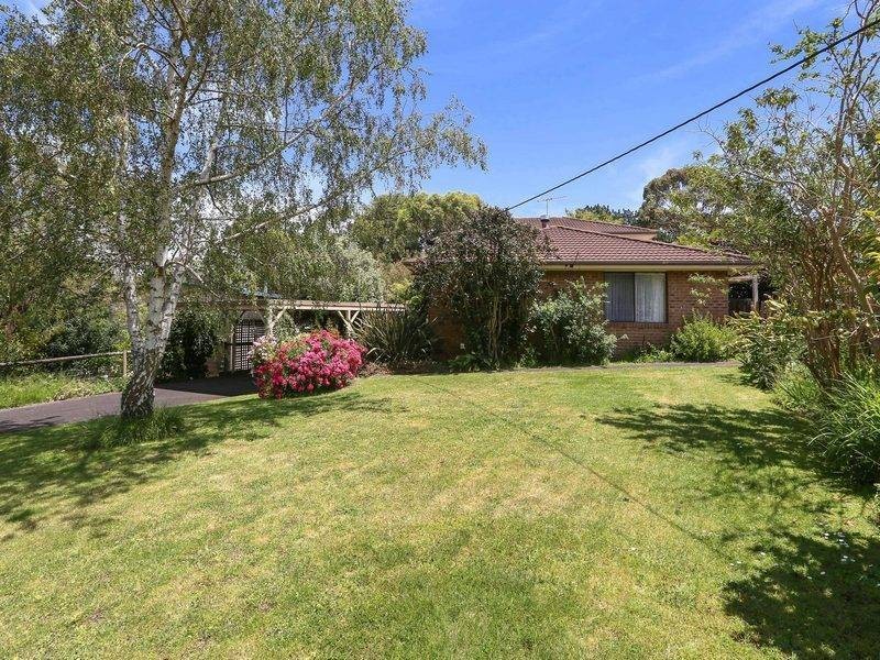 10 Beverley Hill Rd, Somers VIC 3927